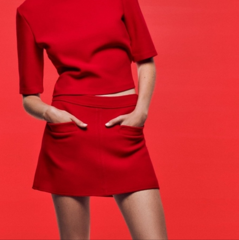 Zara Red Micro Mini Skirt Size Large NEW NWT Retro Mod 60's Go Go